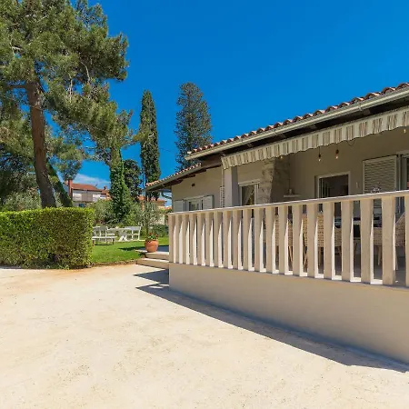 Holiday home Punta 2 By Interhome