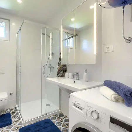 Punta 2 By Interhome * Umag