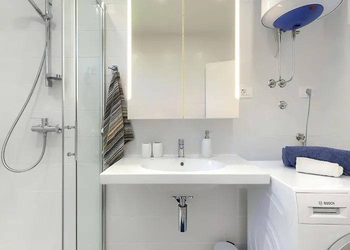 Punta 2 By Interhome Umag